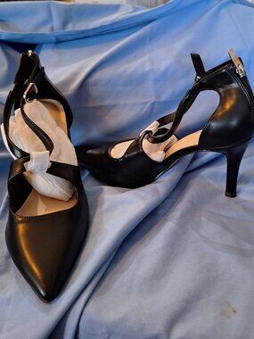 Size 7 Stiletto Heel Pumps NWT